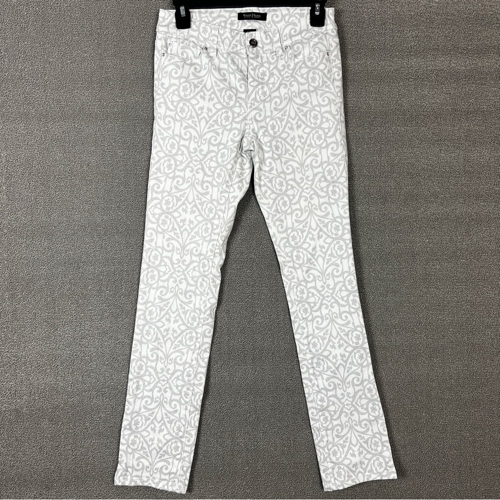 White House black market women’s jeans paisley patterned slim ankle size 00R